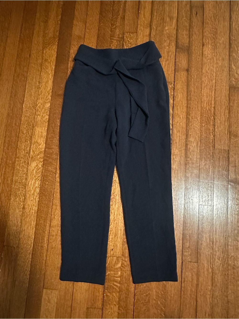 Aritzia tie front trousers